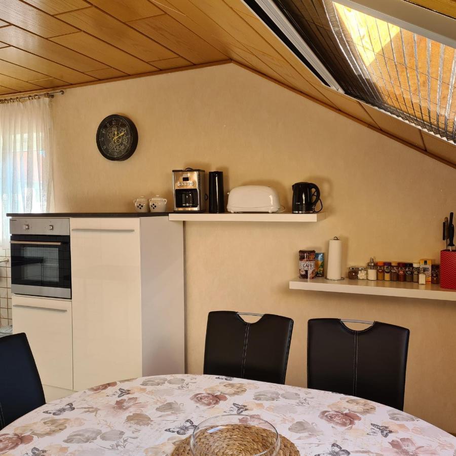 Ferienwohnung Cornelia Und Michael Persang Gbr エッペンブルン エクステリア 写真