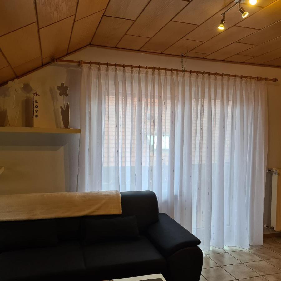 Ferienwohnung Cornelia Und Michael Persang Gbr エッペンブルン エクステリア 写真
