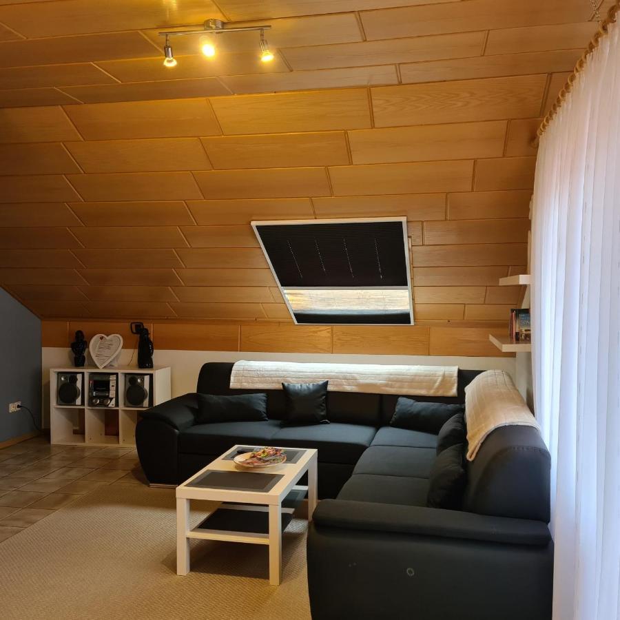 Ferienwohnung Cornelia Und Michael Persang Gbr エッペンブルン エクステリア 写真