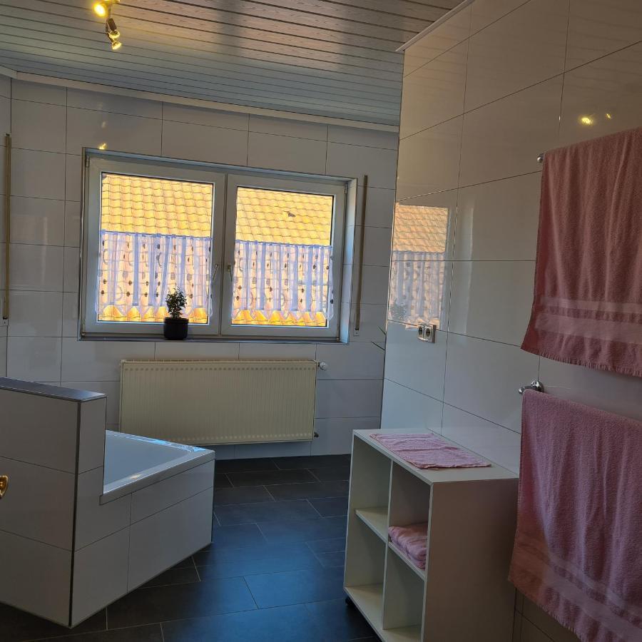 Ferienwohnung Cornelia Und Michael Persang Gbr エッペンブルン エクステリア 写真